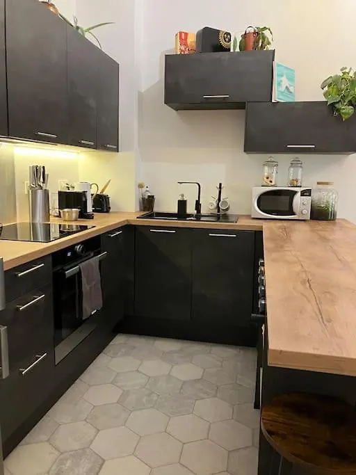 Appartement Un Petit Cocon En Plein Coeur Du 11eme